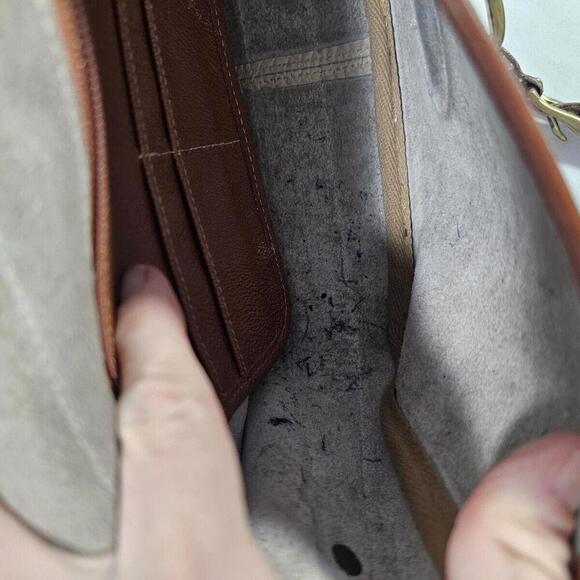 Dooney & Bourke Vintage Essex Cream Tan Shoulder Pebbled Leather Purse Bag Read - Picture 10 of 11